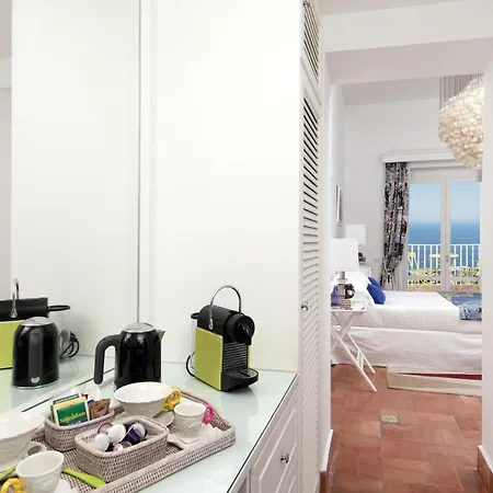 卡萨玛塔卡普里酒店 招待所 卡普里