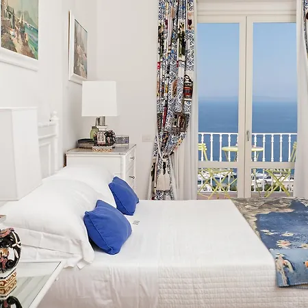 Casa Marta ゲストハウス 4*